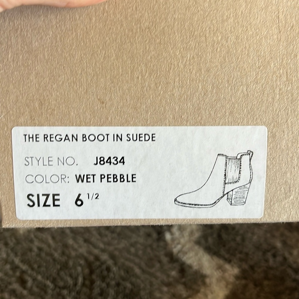 Madewell Regan Boot in Pebble Suede. Size 6.5